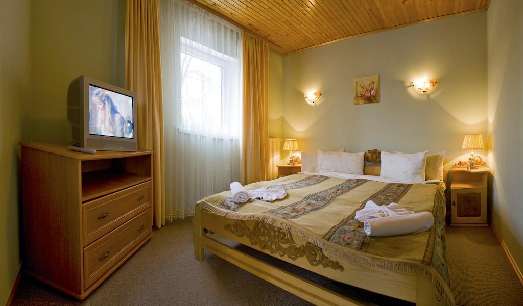 Hotel Oberig Morschyn Zimmer foto